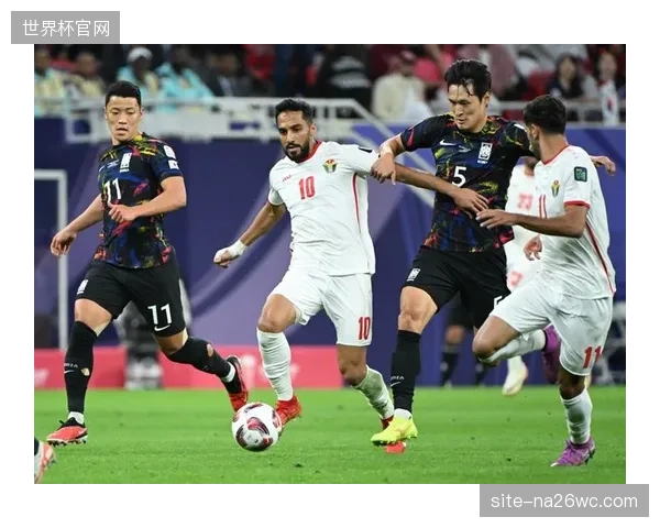 对阵约旦时阿尔及利亚需主导进攻，本纳赛尔的调度是破密集防守关键。